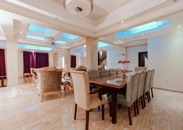 Luxury Private With Pool Villa *